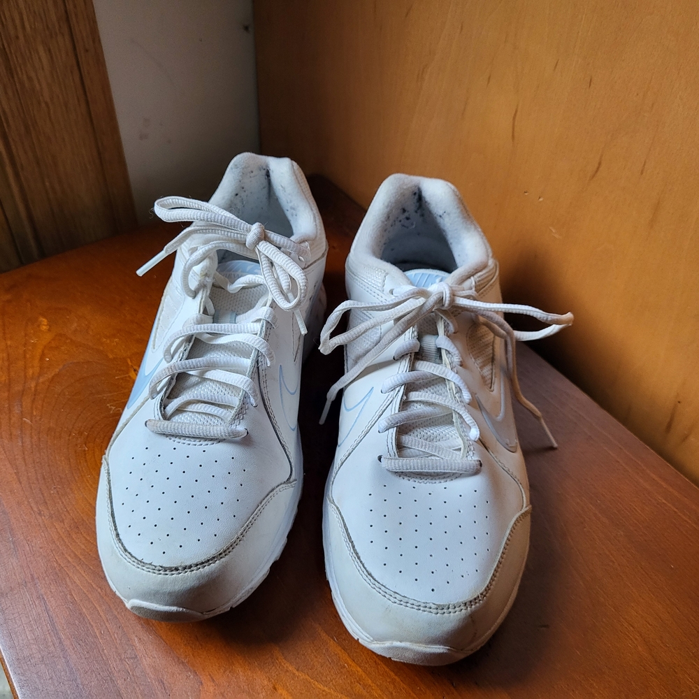 Nike View III White Women's Sneakers